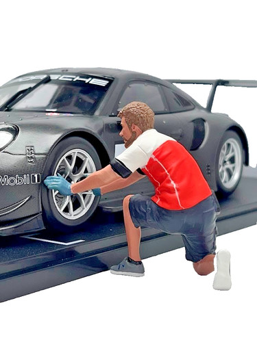 Race crew wheel mechanic - wheel, resin