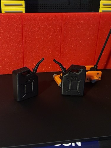 Scale jerry can diorama - jerry,